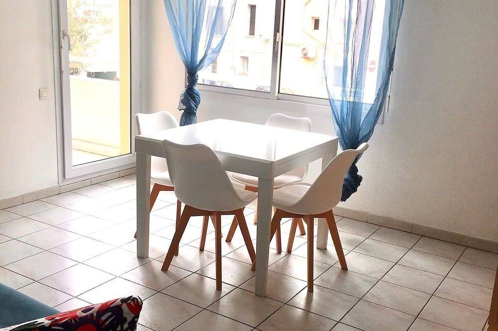 Appartamento intero, F2 Cosy A Golf -juan A 5min a Pied de la Plage in Golfe-Juan, Vallauris