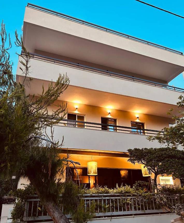 Appart’hôtel pour 4 personnes, avec Balcon et Terrasse ainsi que Jardin et Vue