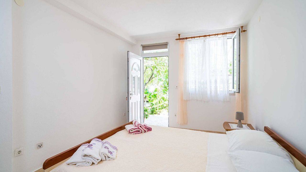 Hel ferieleilighet, Ferienwohnung für 4 Personen (45 m²) in Zaton Veliki in Zaton, Grad Dubrovnik