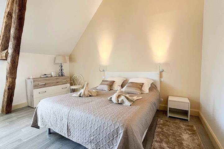 Location de vacances pour 32 personnes, avec jardin et balcon, animaux acceptés à Ferrières-la-Verrerie - 3