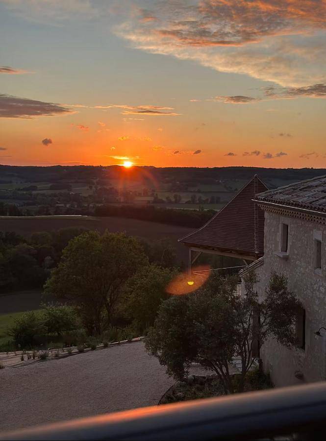 Location de vacances pour 8 personnes, avec jardin et vue à Lauzerte - 3