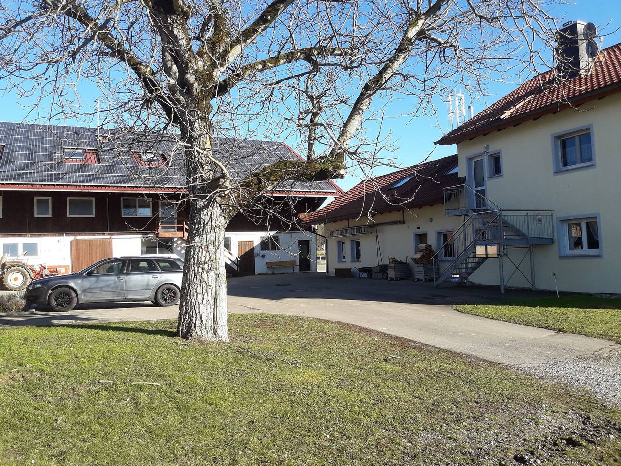 Haus Sprißler - 5-Raum-Ferienwohnung Sprißler, Dusche/Wc, 120 qm, 1. Og in Markdorf, Bodenseekreis