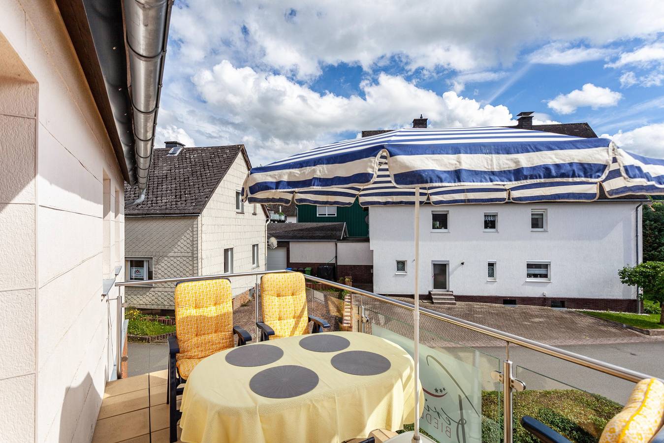 Ferienhaus 'Biedermann' mit Terrasse, Balkon, Wlan und Meinecardplus Gästekarte in Usseln, Willingen