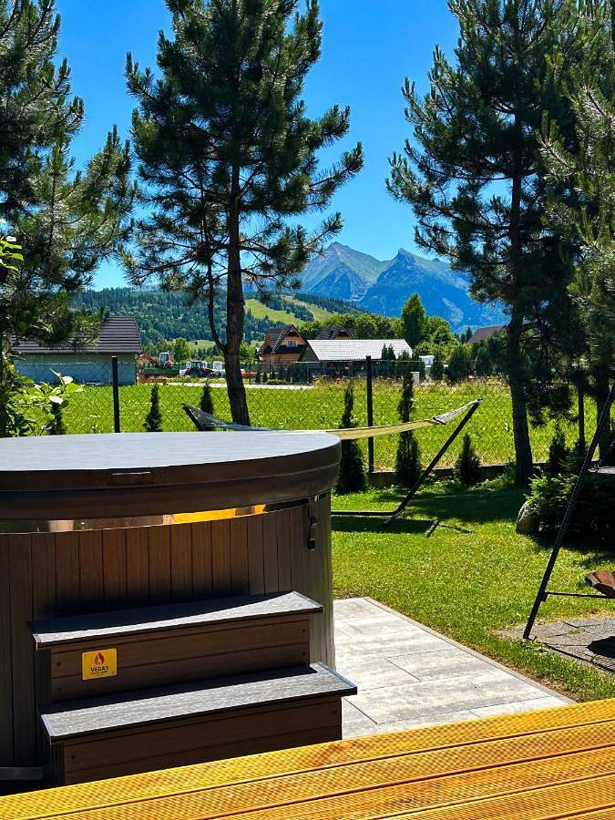 Apartament wakacyjny dla 7 osób, z Balkon i Taras oraz Jacuzzi i Ogród w Jurgów