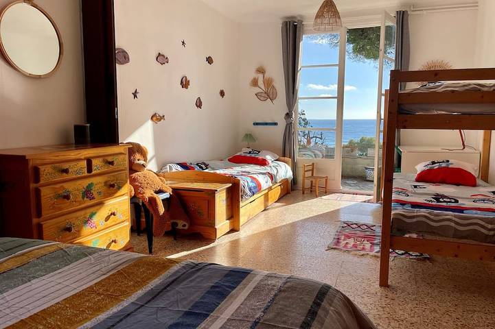 Villa Les Jasmin in Saint-Mandrier-sur-Mer, Mediterranean Coast (France)