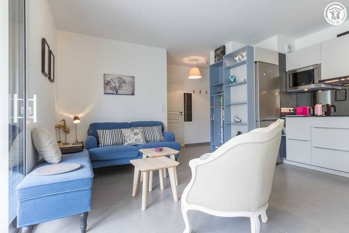Gîte pour 2 personnes, avec terrasse à Aix-les-Bains - 2