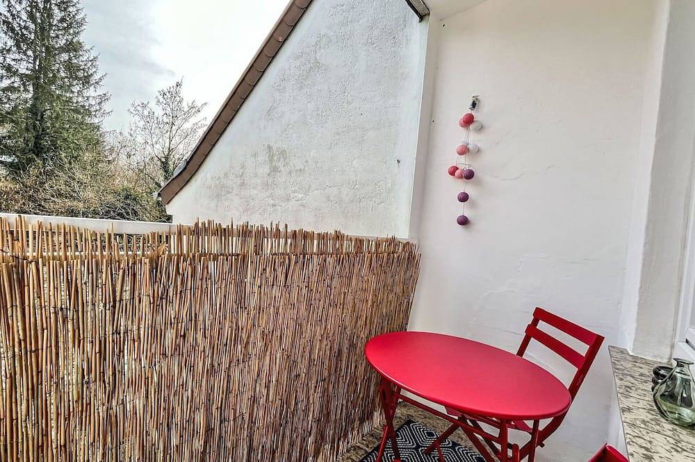Entire apartment, Lovely apartment for 5 guests with Wifi, Tv, balcony and parking in Siegburg, Rhein-Sieg-Kreis