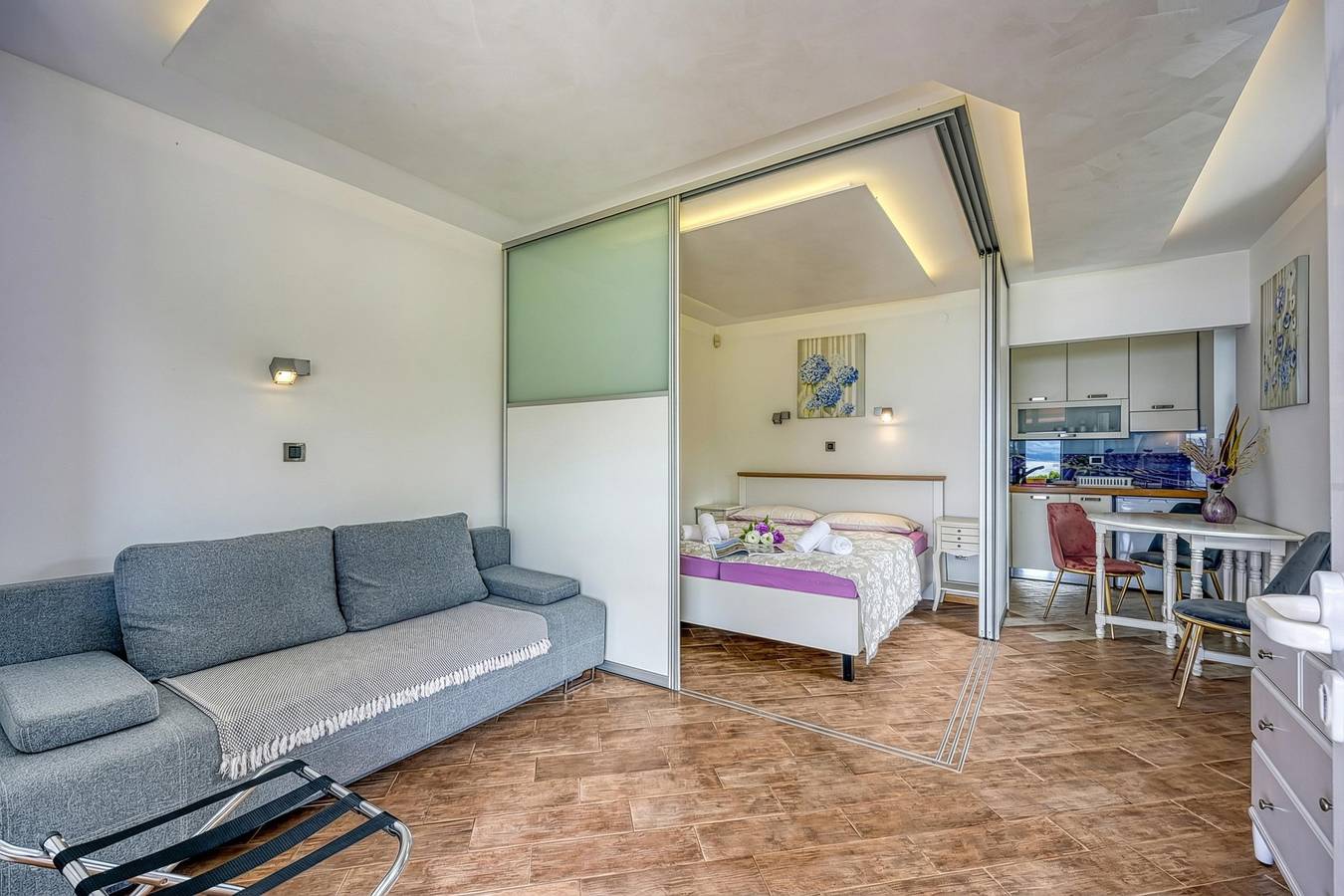 Cały apartament, Debeli Rtič Studio 2 - Pool & Sea View in Koper, Slovene Riviera