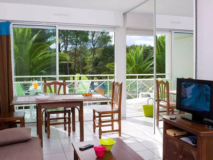 Madame Vacances - Les Appartements de Moliets   - Apartment 6 persons - 2-room flat - 6 people in Moliets-Plage, Moliets-et-Maa