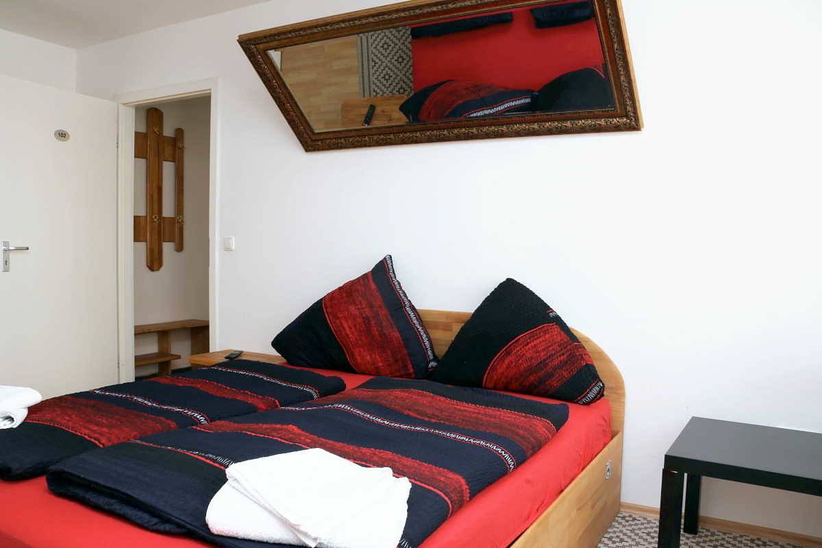 Entire holiday apartment, Holiday apartment for 4 people with balcony in Essen, Ruhr district