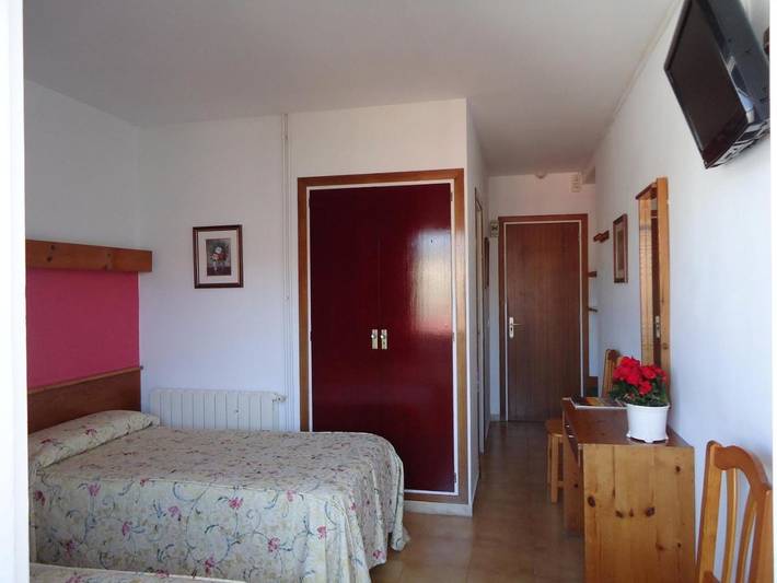 Maison d’hôte pour 2 personnes, avec jardin ainsi que piscine et terrasse, animaux acceptés à Lloret de Mar - 4