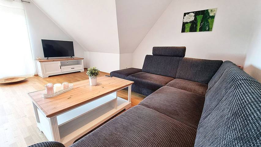 Ferienwohnung für 7 Personen, mit Garten und Terrasse in Hilzingen - 2