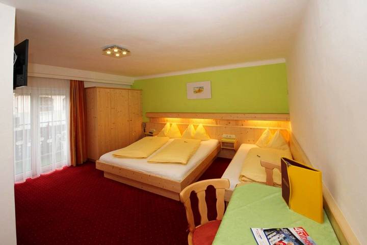 BnB für 2 Personen, mit Balkon und Garten sowie Sauna in Zell am See - 4