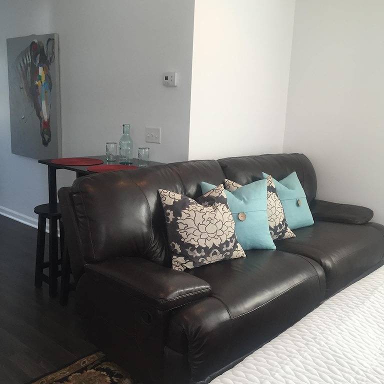 Ganze Wohnung, Mayfaire, 3 Meilen von Wrightsville Beach. Sehr angenehm in Wilmington, New Hanover County