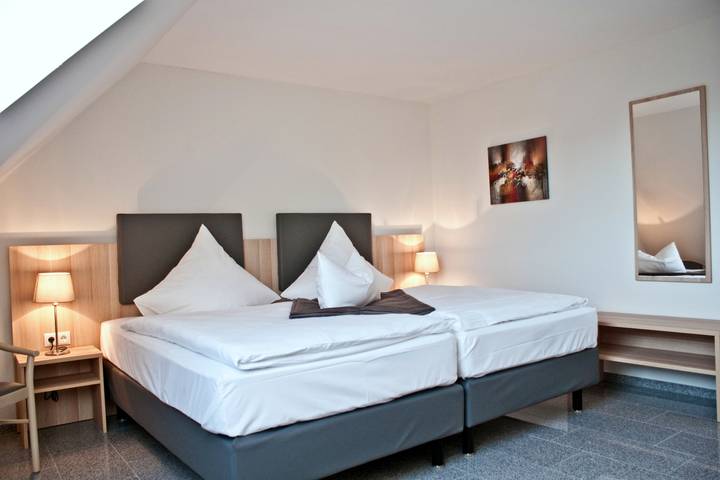 Ferienhaus für 6 Personen, mit Terrasse und Garten in Waabs - 2