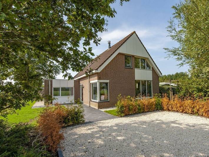 Ferienhaus für 12 Personen, mit Balkon und Terrasse sowie Garten in Hellevoetsluis