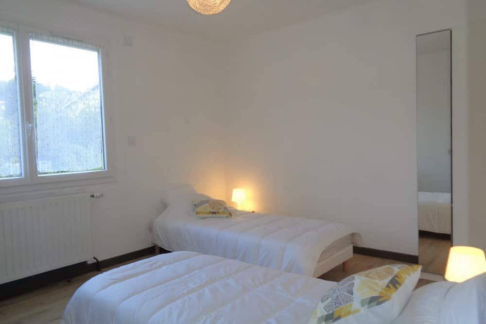 Villa individuelle avec jardin clos - 4 pers. in Sorbiers, Loire