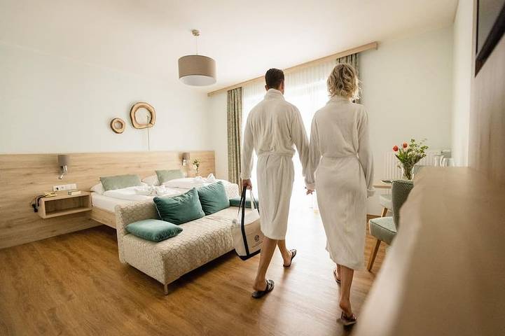 Doppelzimmer Kaiserlinde 32-36m² - Hotel Mönichwalderhof in Gemeinde Waldbach-Mönichwald, Steirerland