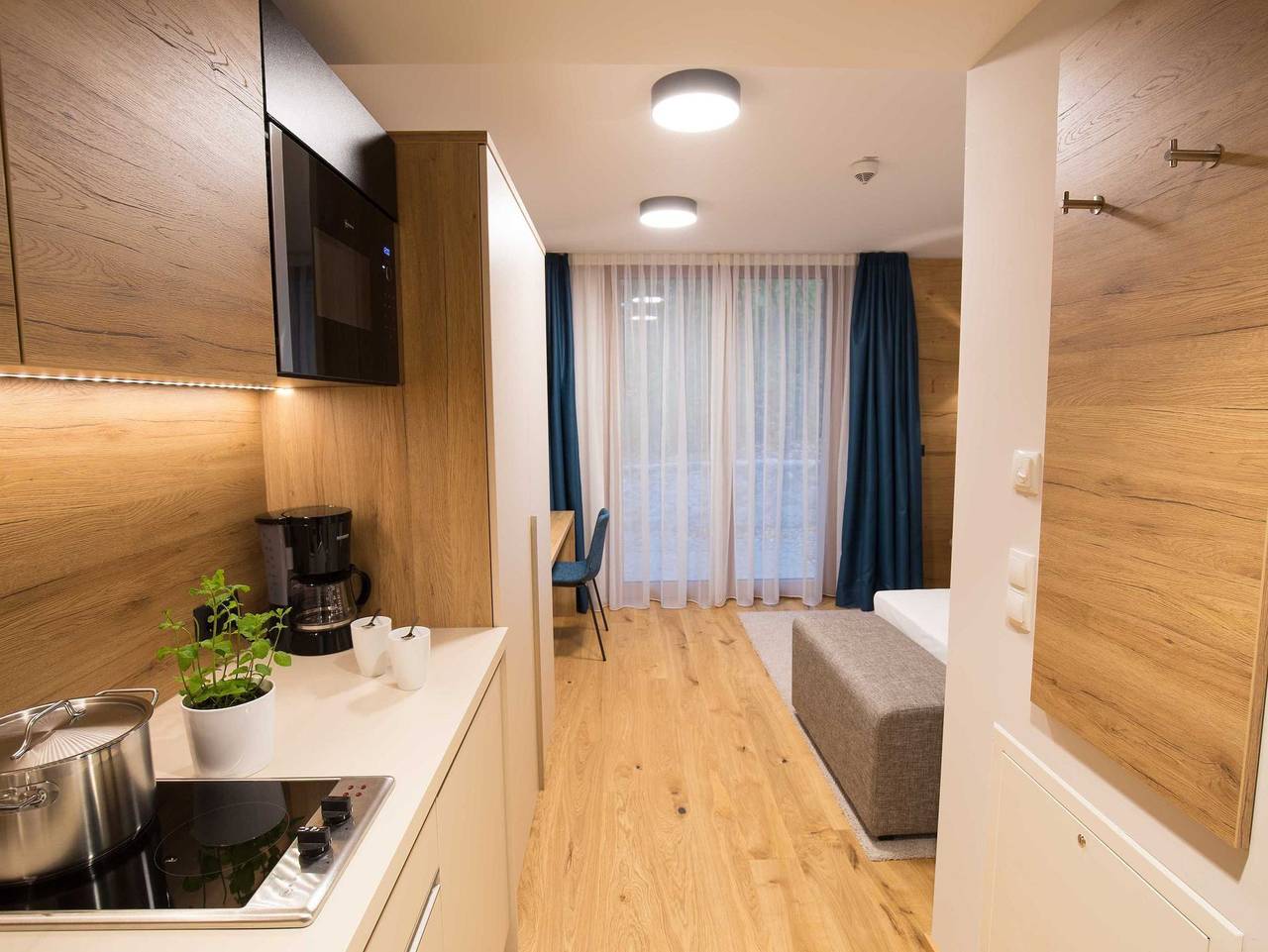 Ganze Ferienwohnung, Leo  Apartments - Bayerischer Hof Miesbach Gmbh - Comfort in Miesbach, Alpenland Tegernsee Schliersee