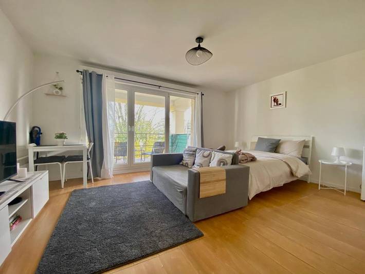Location de vacances pour 2 personnes, avec Balcon et Terrasse ainsi que Vue sur le lac et Vue à Vaires-sur-Marne