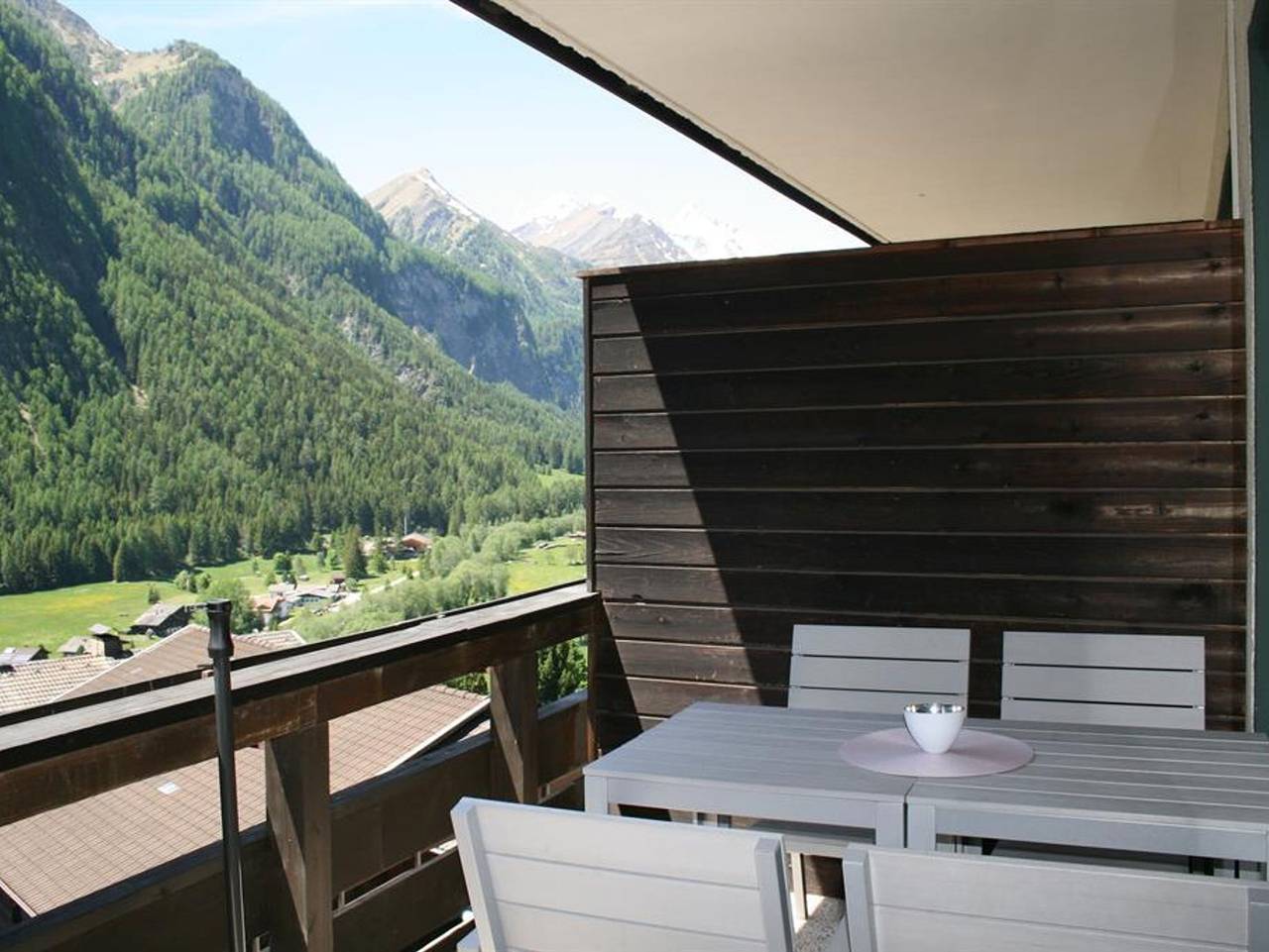 Ganze Ferienwohnung, Berghaus Glockner - App. Alpenpause - Appartement/Fewo, Bad, Wc, Balkon in Heiligenblut, Bezirk Spittal an der Drau