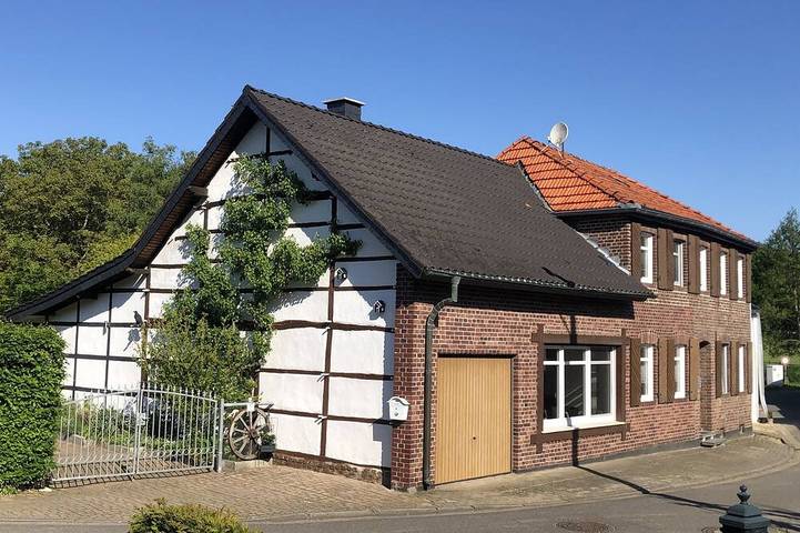 Ferienhaus für 8 Personen, mit Garten in Wassenberg