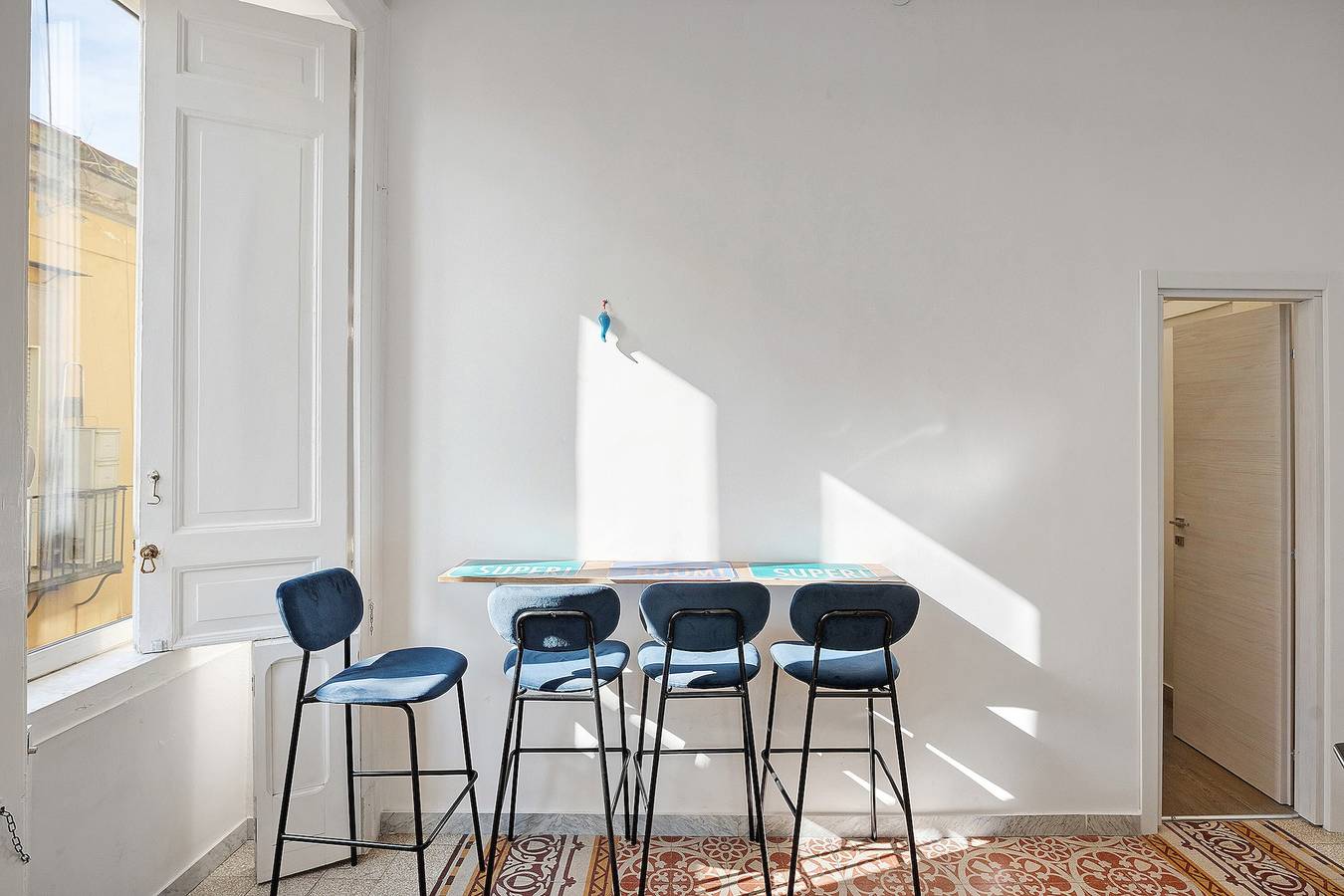 Antica Dimora Deluxe with Balcony, Wi-Fi and Air Conditioning in Neapol, Prowincja Neapol