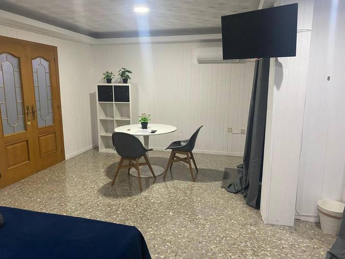 Apartamento para 2 personas, con Terraza y Vistas en Torrent