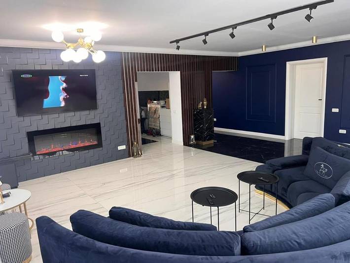 Gîte pour 3 personnes, avec terrasse ainsi que jardin et vue dans Giurgiu