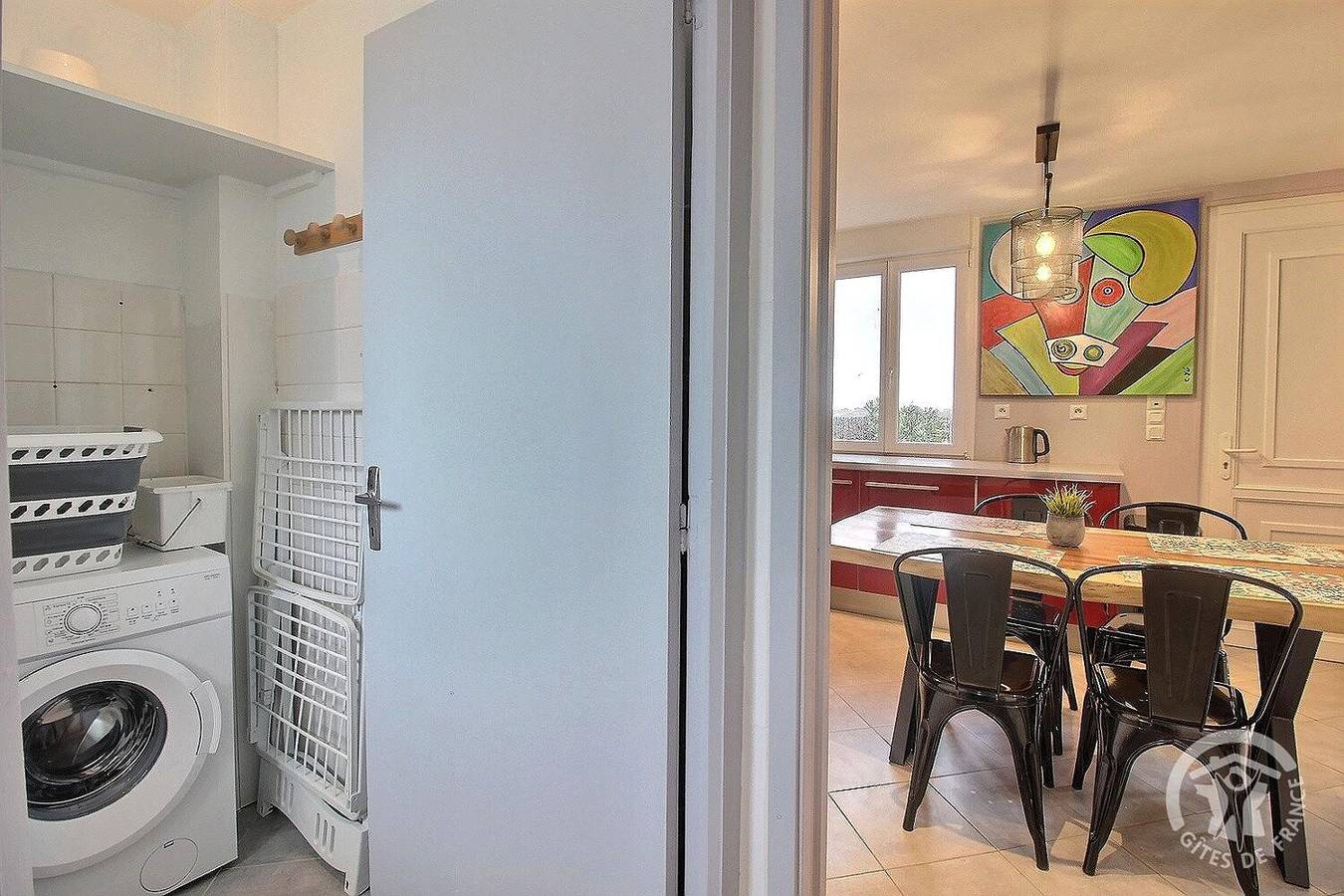 Gwenn ha du in Pleubian, Costa de granito rosa