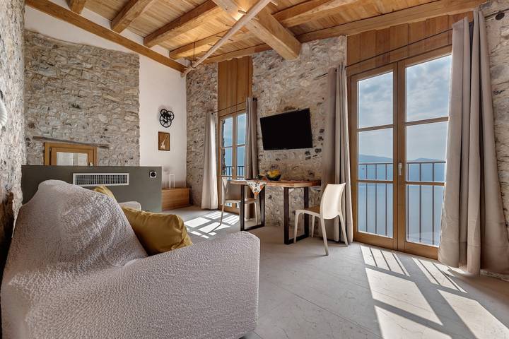 Ferienhaus für 2 Personen, mit Garten und Seeblick in Tignale - 3