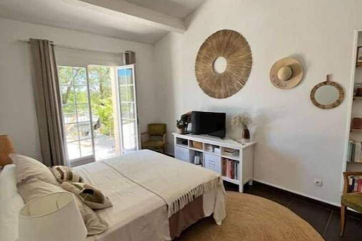 Location de vacances pour 8 personnes, avec jardin à La Bouilladisse - 2