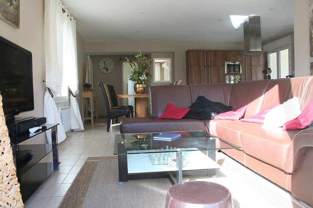 Maison tout confort 4 chambres, piscine chauffée de fin avril à fin septembre. in La Tremblade, Côte de Beauté