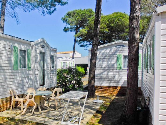 Bungalow für 4 Personen, mit Kinderpool auf der Ile de Re - 2