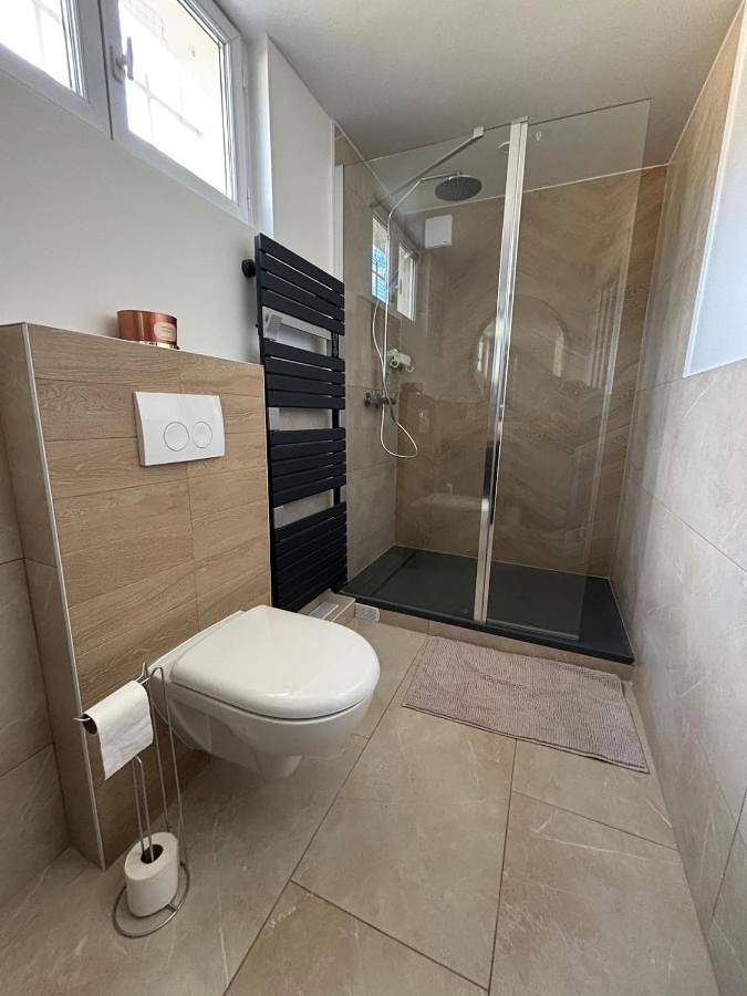 Gîte pour 4 personnes, avec terrasse à Chelles - 4