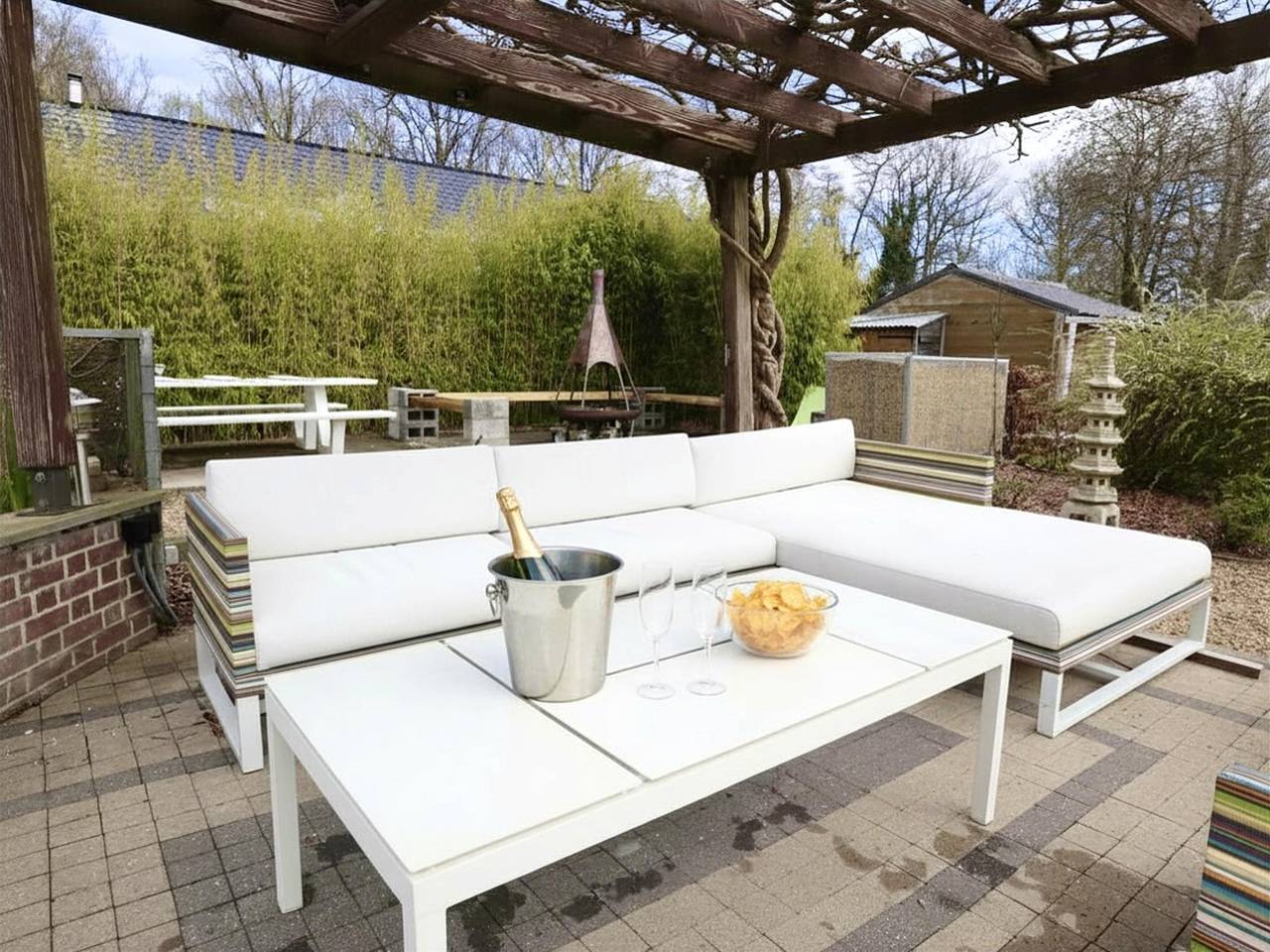 Pflegeleichtes Familienchalet mit großem Garten. in Érezée, Luxemburg Provinz