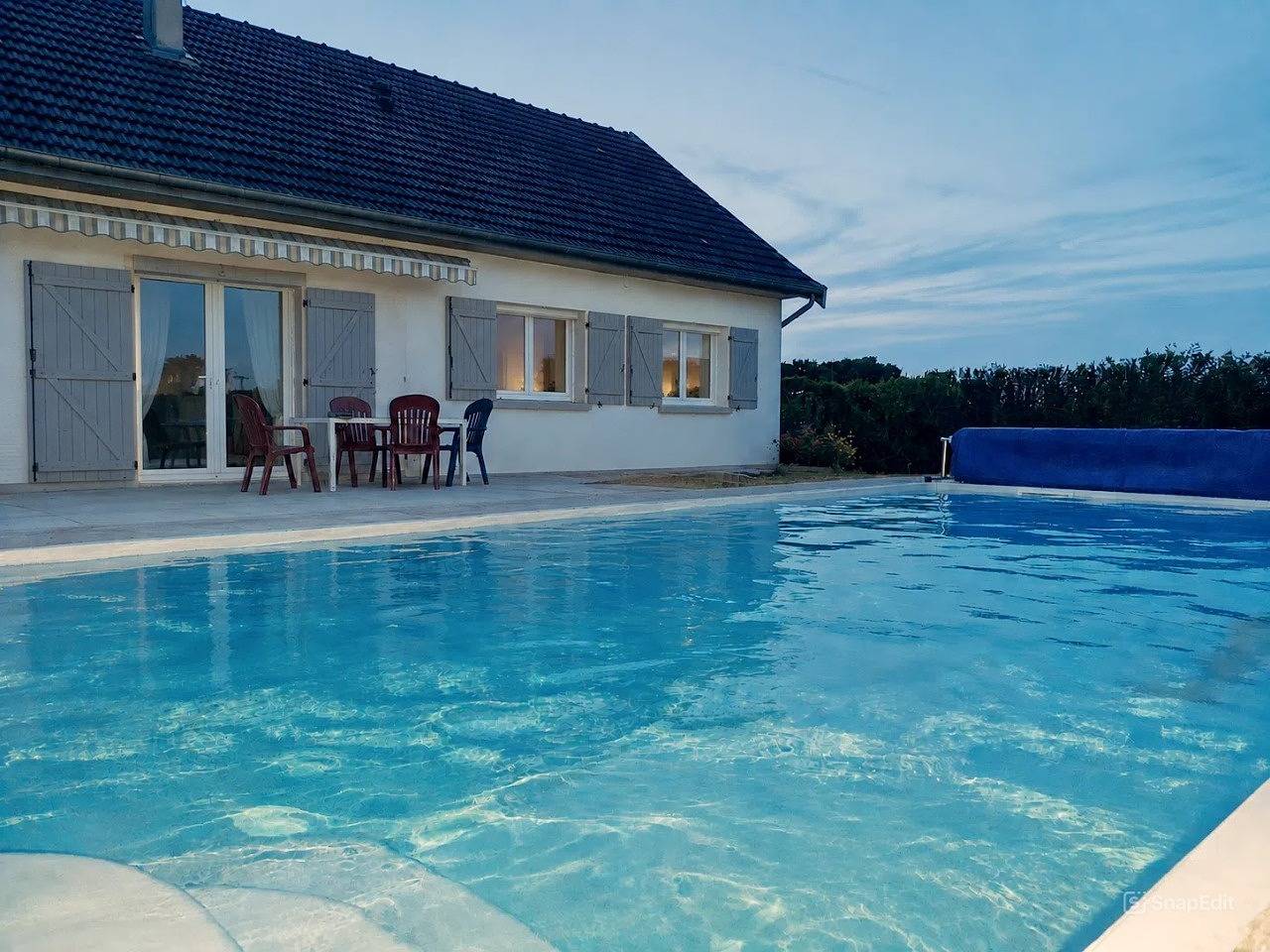 Chez la voisine - Jolie maison avec piscine privée in Ardennes