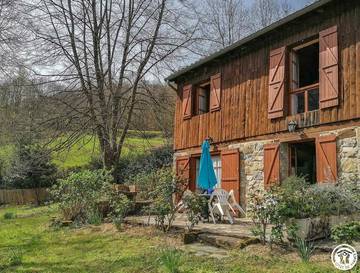Gîte pour 4 personnes, avec jardin à Fougaron