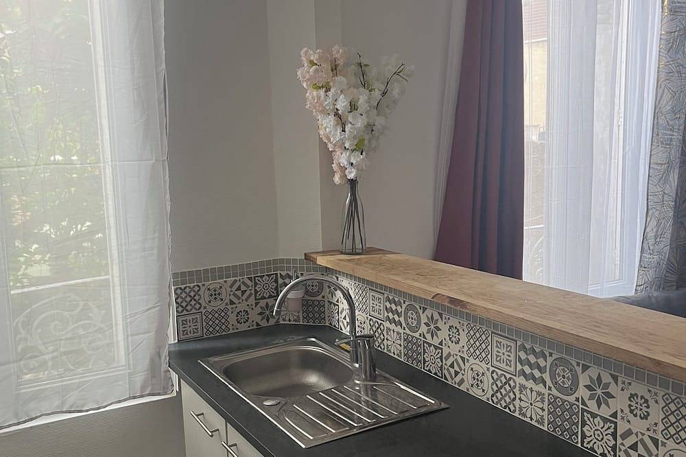 Apartamento entero, Apartment near Paris Cdg airport in Drancy, Sena-Saint Denis