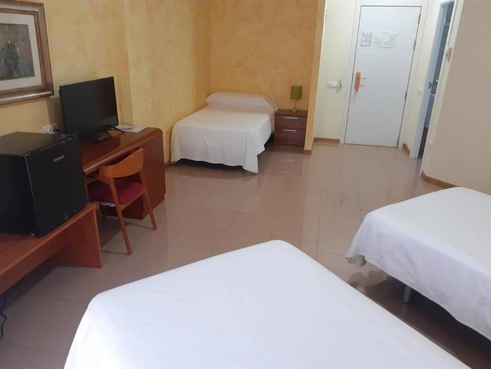 Hôtel pour 2 personnes, avec terrasse ainsi que piscine et jardin dans Bolnuevo - 3