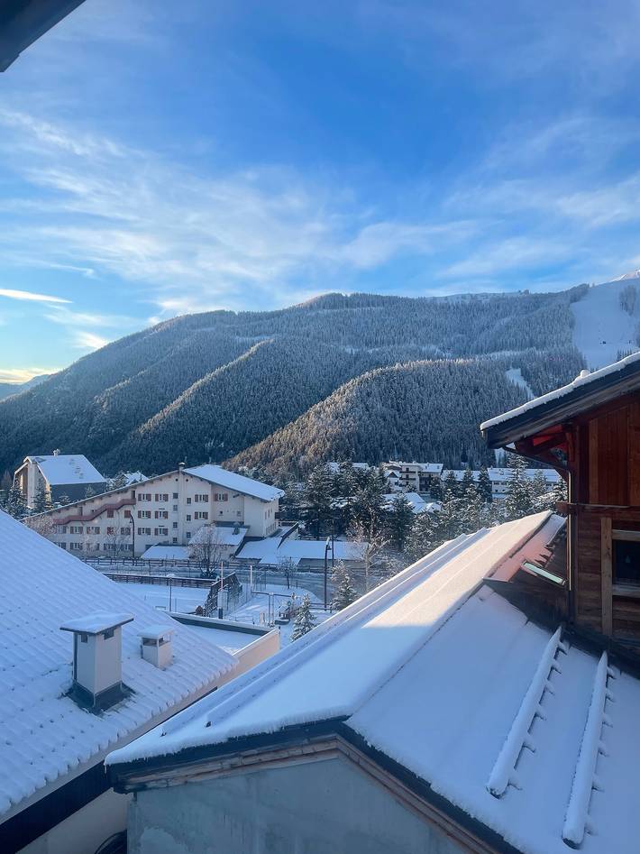 Apartamento entero, Apartamento 'Chaleureux La Montagne' con jardín privado y balcón in Auron, Saint-Étienne-de-Tinée