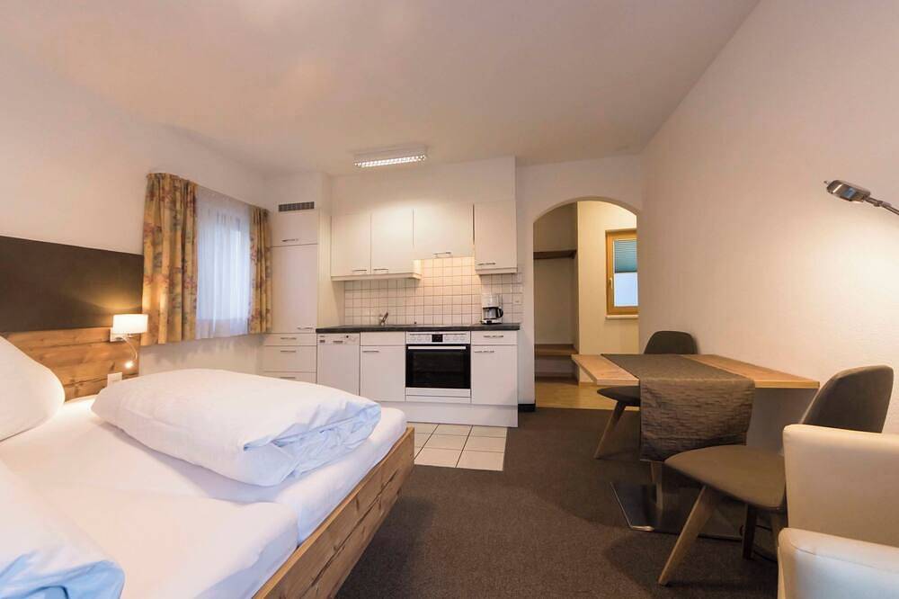 Geheel appartement, Appartements Alpin Live, (Samnaun-Laret). in Compatsch (Samnaun), Samnaun