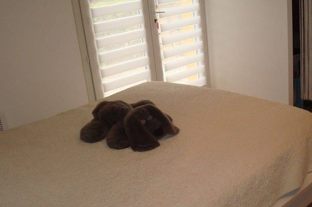 Country cottage fully furnished, in private property, quiet. in Draguignan, Draguignan regionen