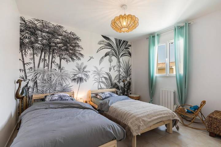 Location de vacances pour 6 personnes, avec jardin à Cers - 4