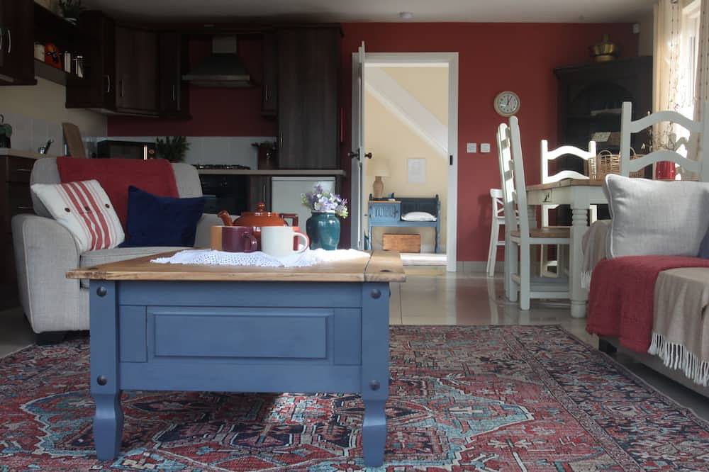 Country cottage in peaceful setting, nestled between the mountains and the sea. in County Down