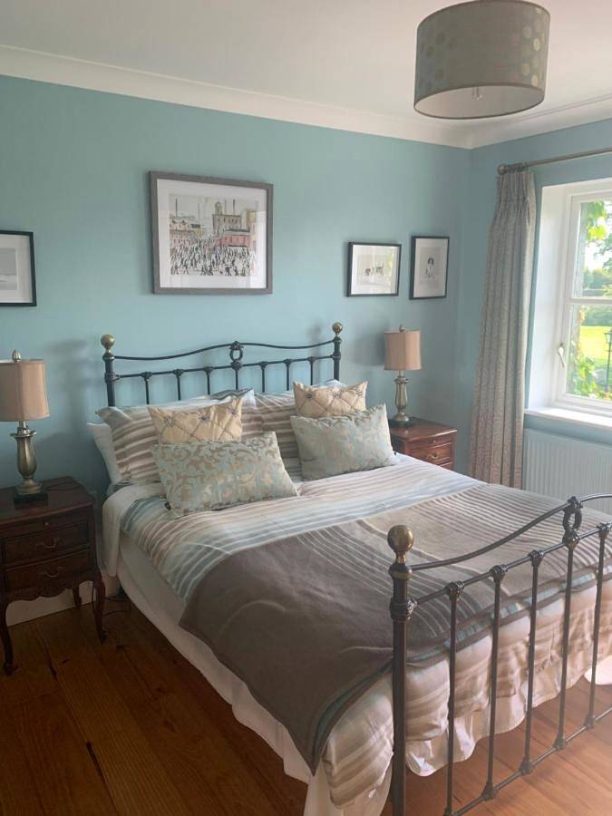 Gîte pour 3 personnes, avec jardin à Trim - 2