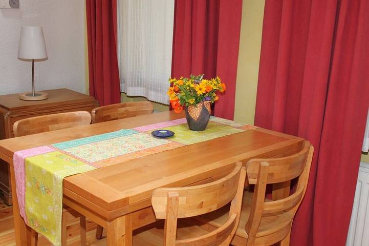 Ferienhaus für 3 Personen, mit Terrasse und Garten in Naturpark Barnim