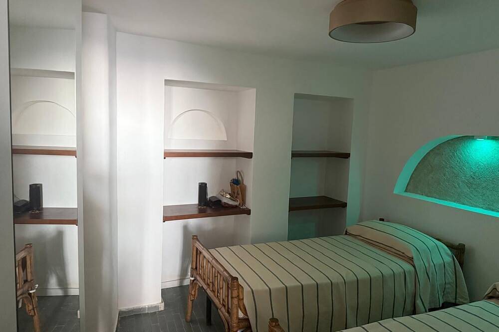 Ganze Wohnung, Suspended over the sea house view Tropea Island 2 terraces on the Raf Vallone Overlook in Tropea, Vibo Valentia Provinz