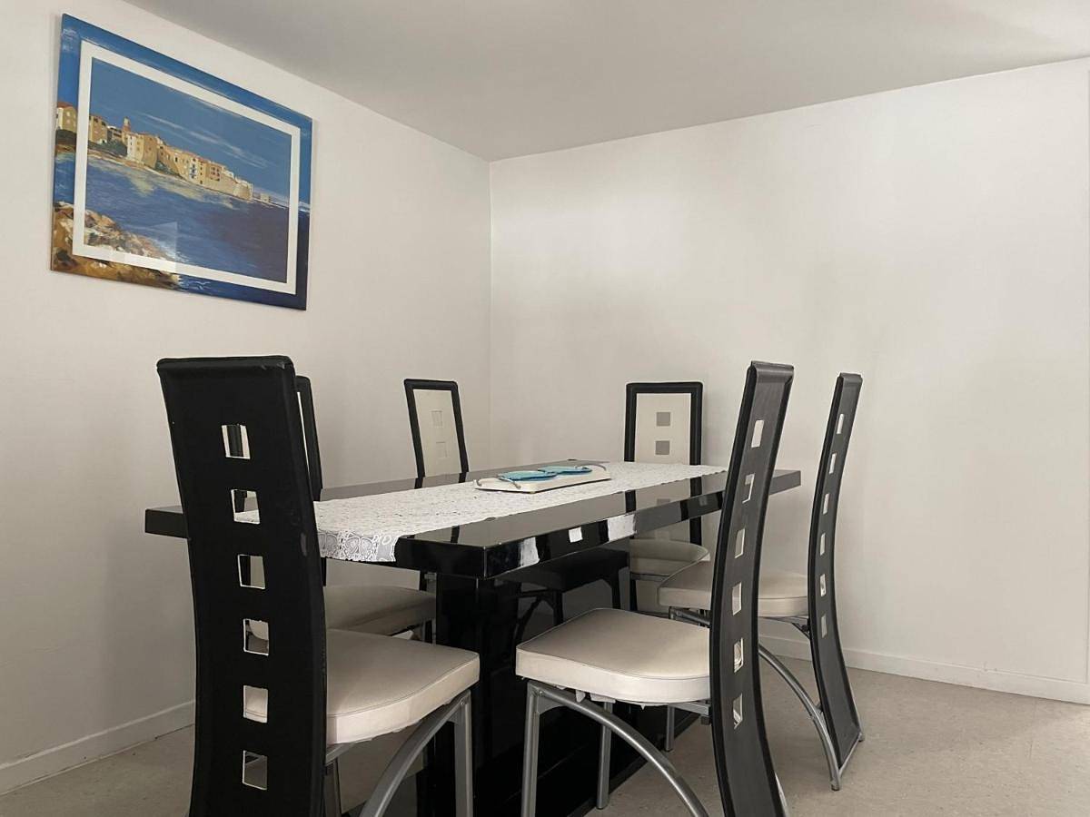 Holiday Home in Plouhinec (Morbihan), Côte des Mégalithes