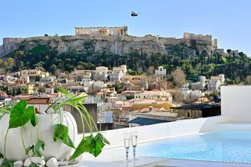 Villa for 4 Guests in Acropolis, Athens Centre, Picture 1